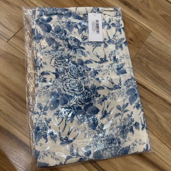 Reformation Kourtney Dress in Pompadour - Picture 5 of 12